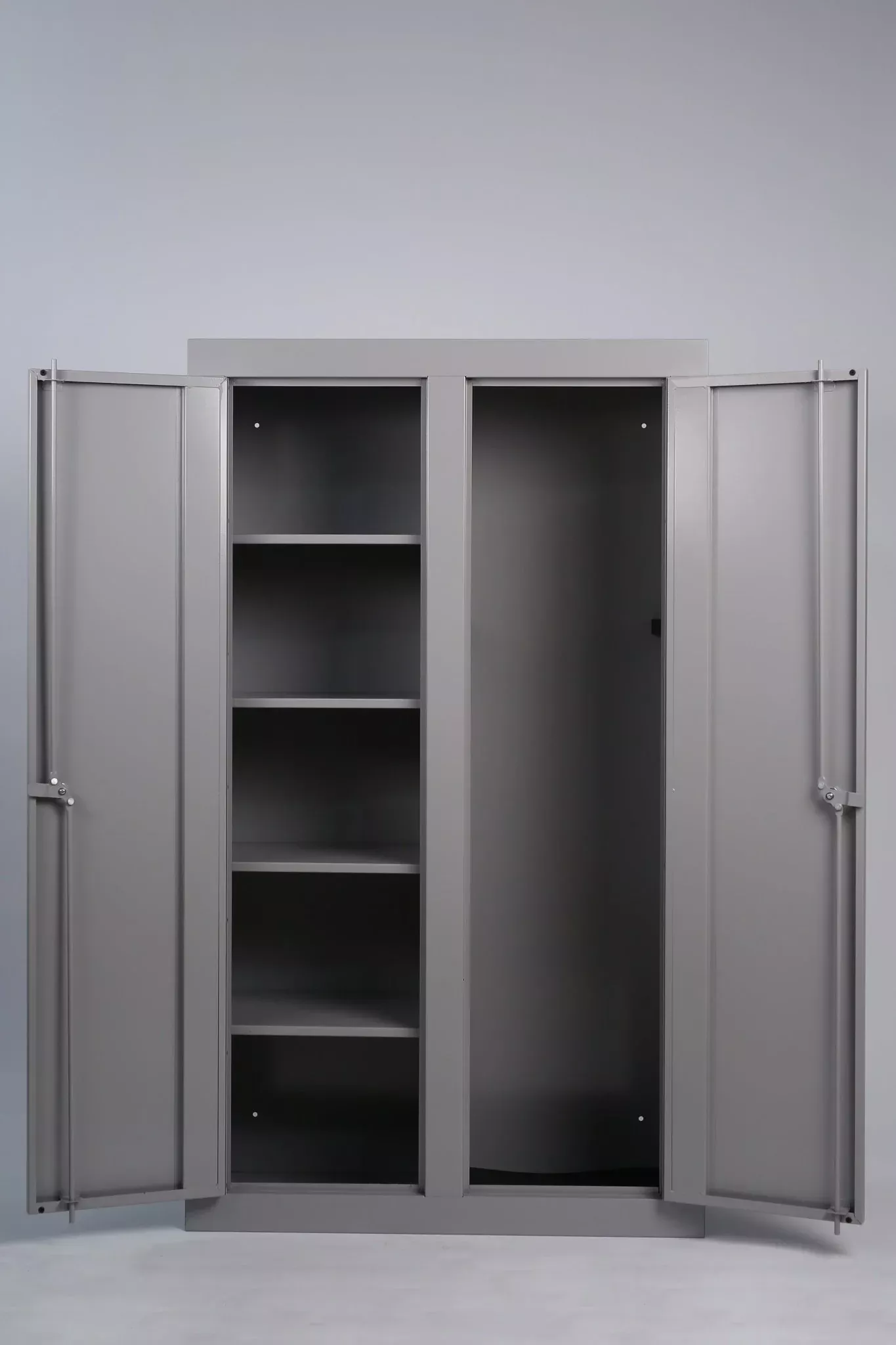 10-Gun Locking Safe Cabinet with Double Doors – 32" × 13.5" × 55" GC10DD