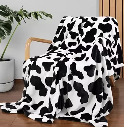 50″ x 60″ Cow Print Throw Blanket – Soft Faux Fur Decorative Couch & Bed Throw
