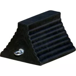 Checkers RC815 Rubber Wheel Chock, Cored Bottom